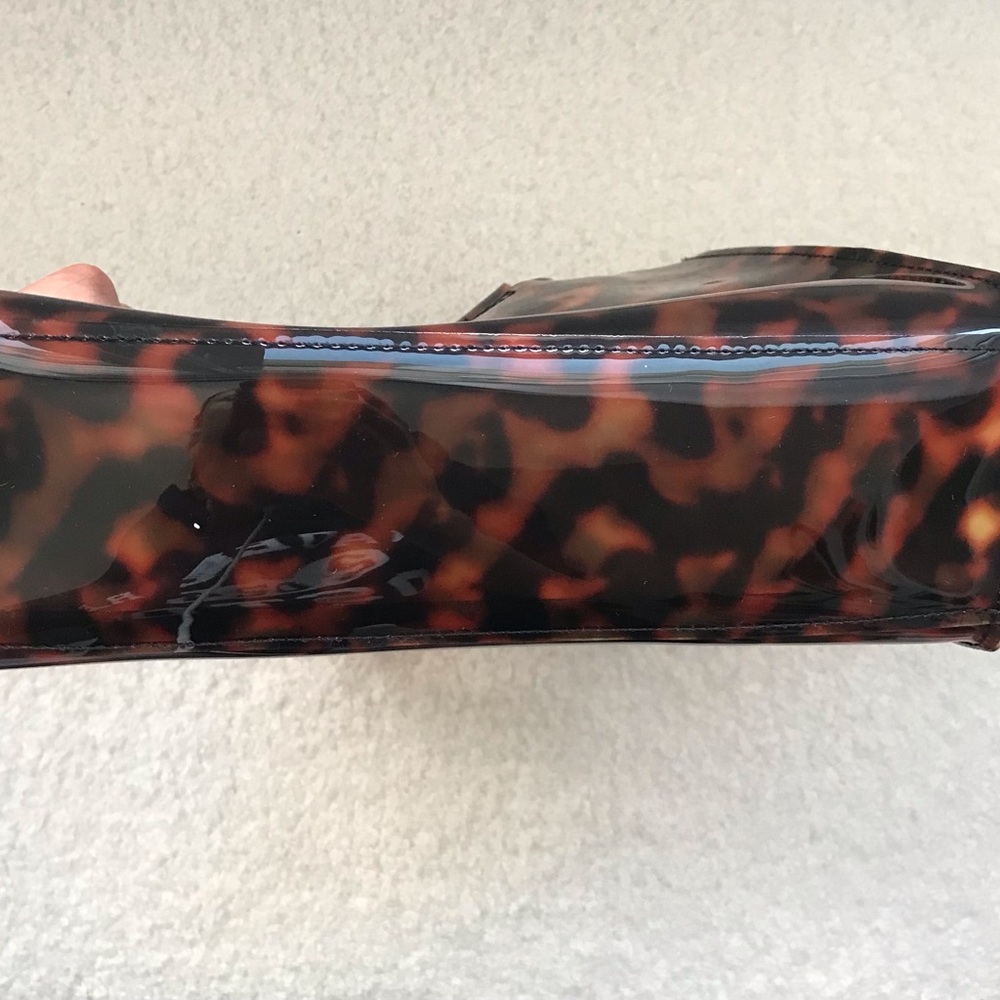 Studio 33 Tortoise Print Vinyl Tote - Picture 6 of 7